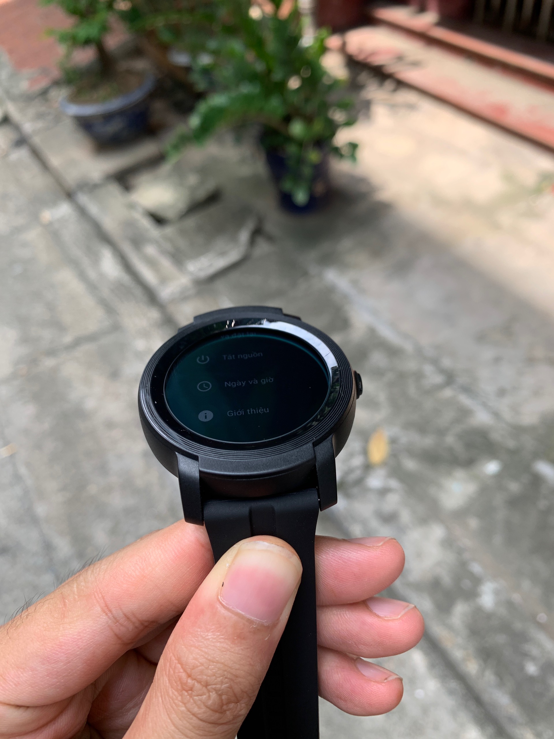Đồng hồ thông minh Ticwatch E2 - chống nước 50m