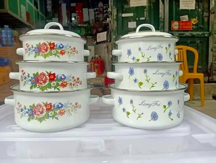 [ deal hời ] Bộ 3 nồi hoa tráng men sứ hoa  văn(dùng  được  cho  bếp  từ)