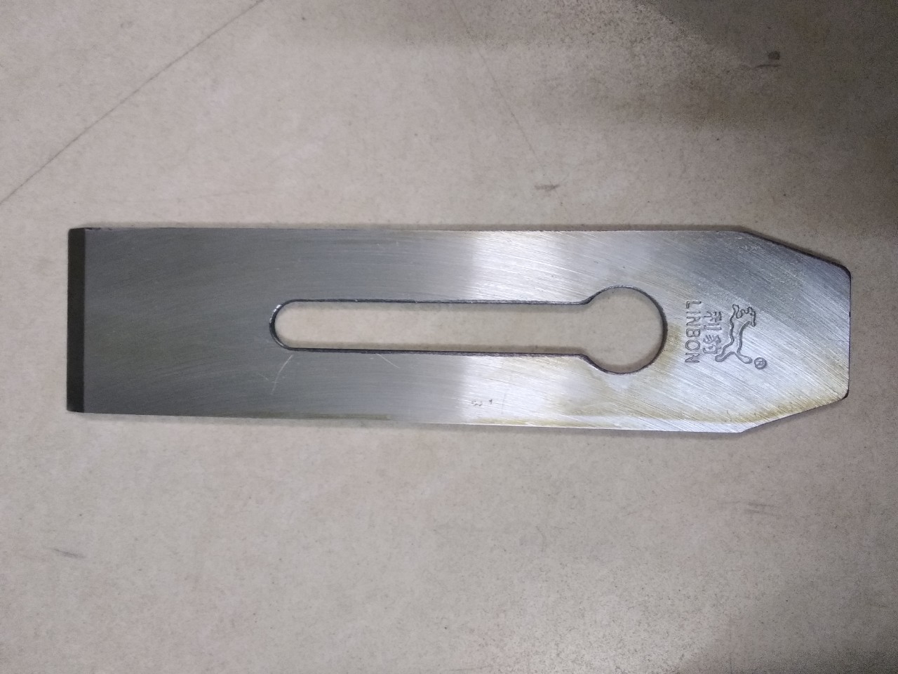 LƯỠI BÀO GỖ LƯỠI BÀO GỖ CẦM TAY 44MM