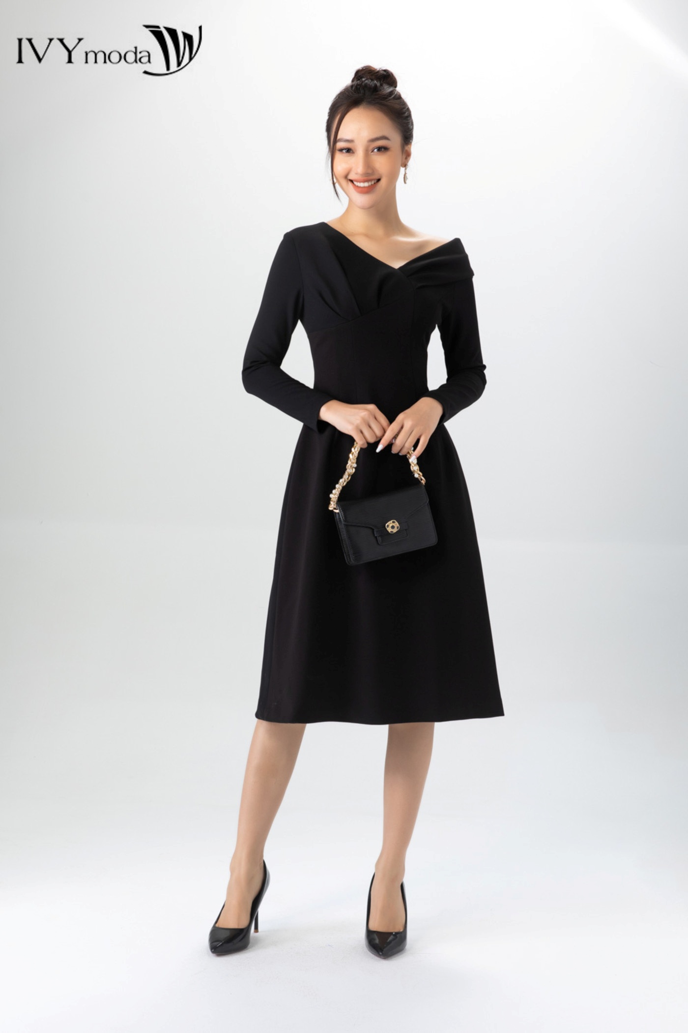Đầm thun lệch vai IVY moda MS 39B9097