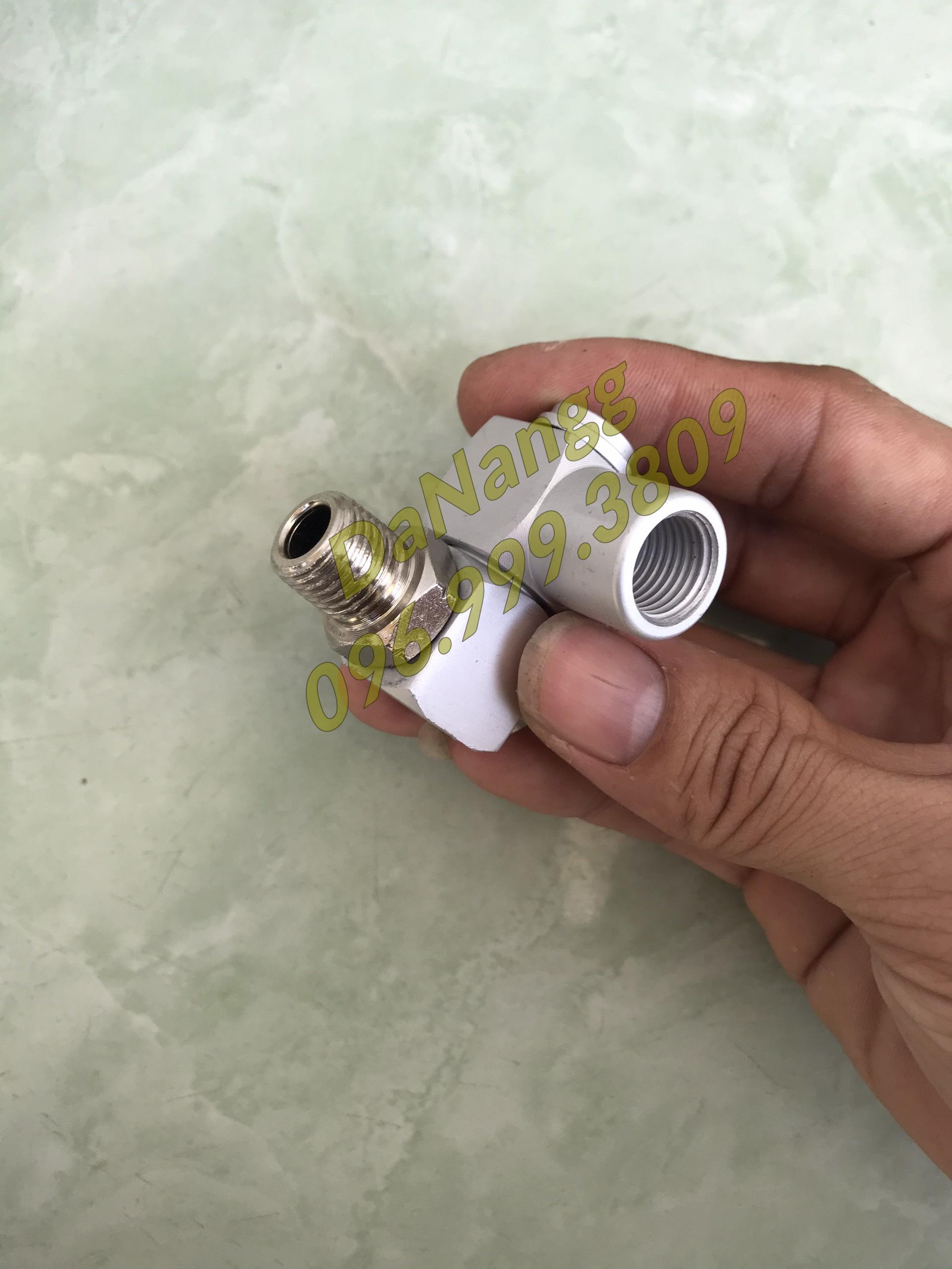 Đầu nối xoay 360 gắn máy hơi