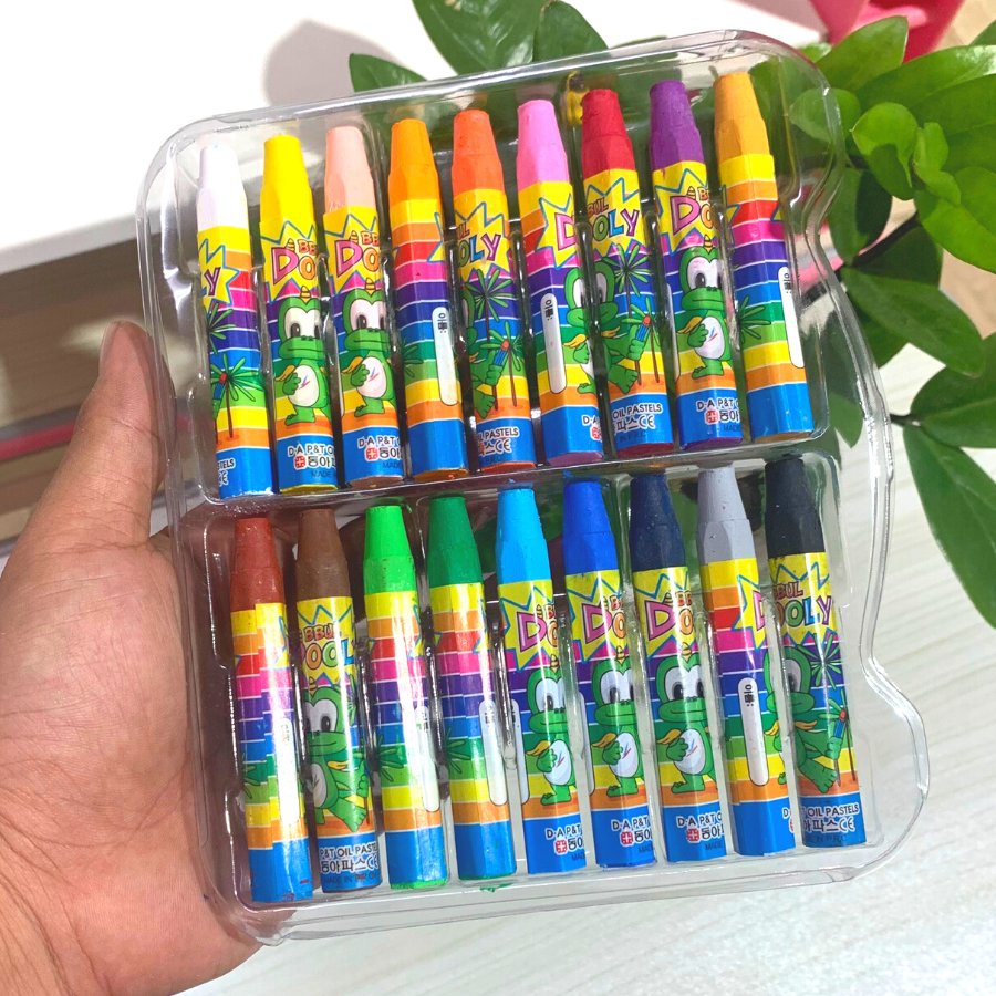 Hộp 18 Bút Sáp Màu Dooly D.A P&T Hàn Quốc