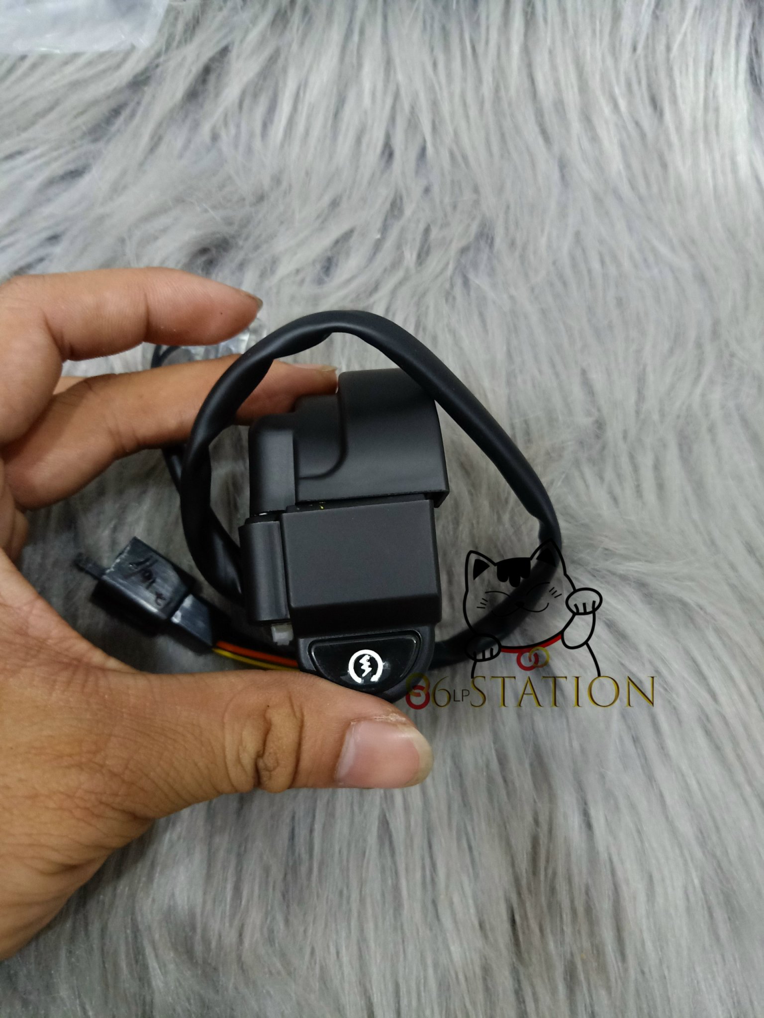 CÙM CÔNG TẮC PHẢI SATRIA FI RAIDER FI