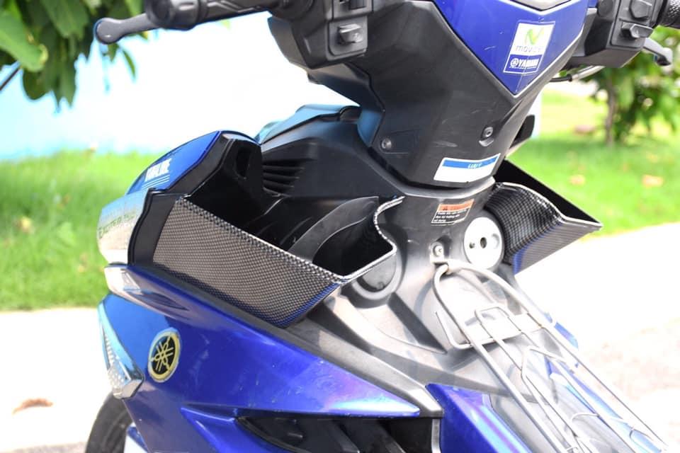 Cặp học đựng đồ 2 bên màu Cacbon xe Exciter 150