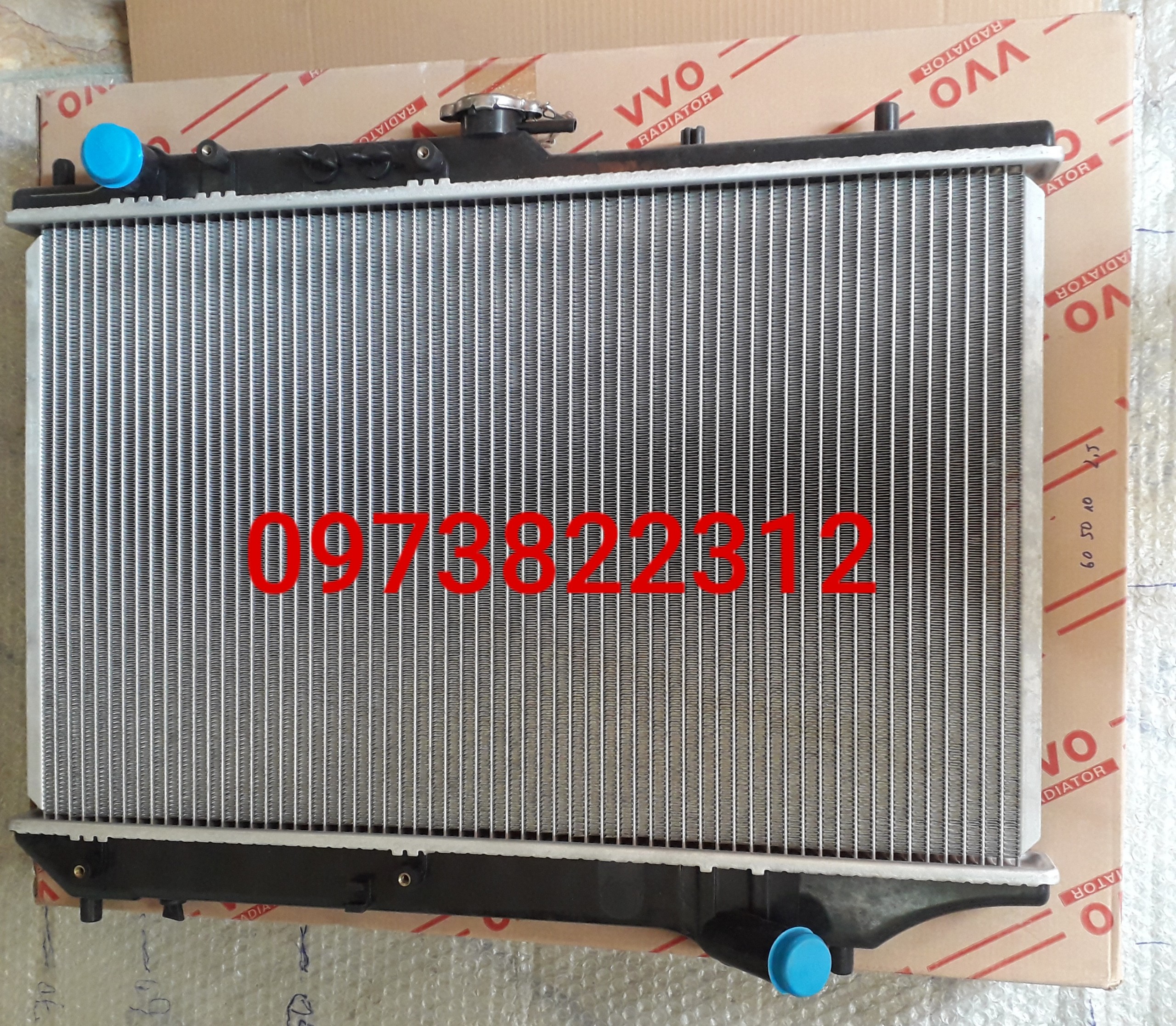 Két nước Mazda 323 95 ( Giá 1 Chiếc )