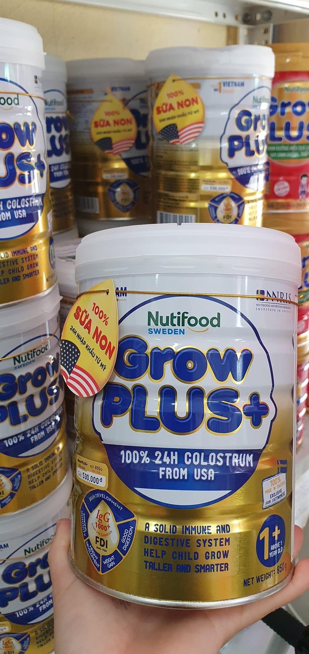 Sữa Nutifood Grow plus + FDI Đỏ/Xanh (900g)