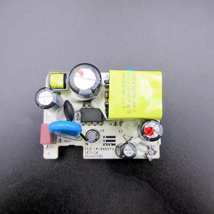 Adapter Nguồn 12v 1a