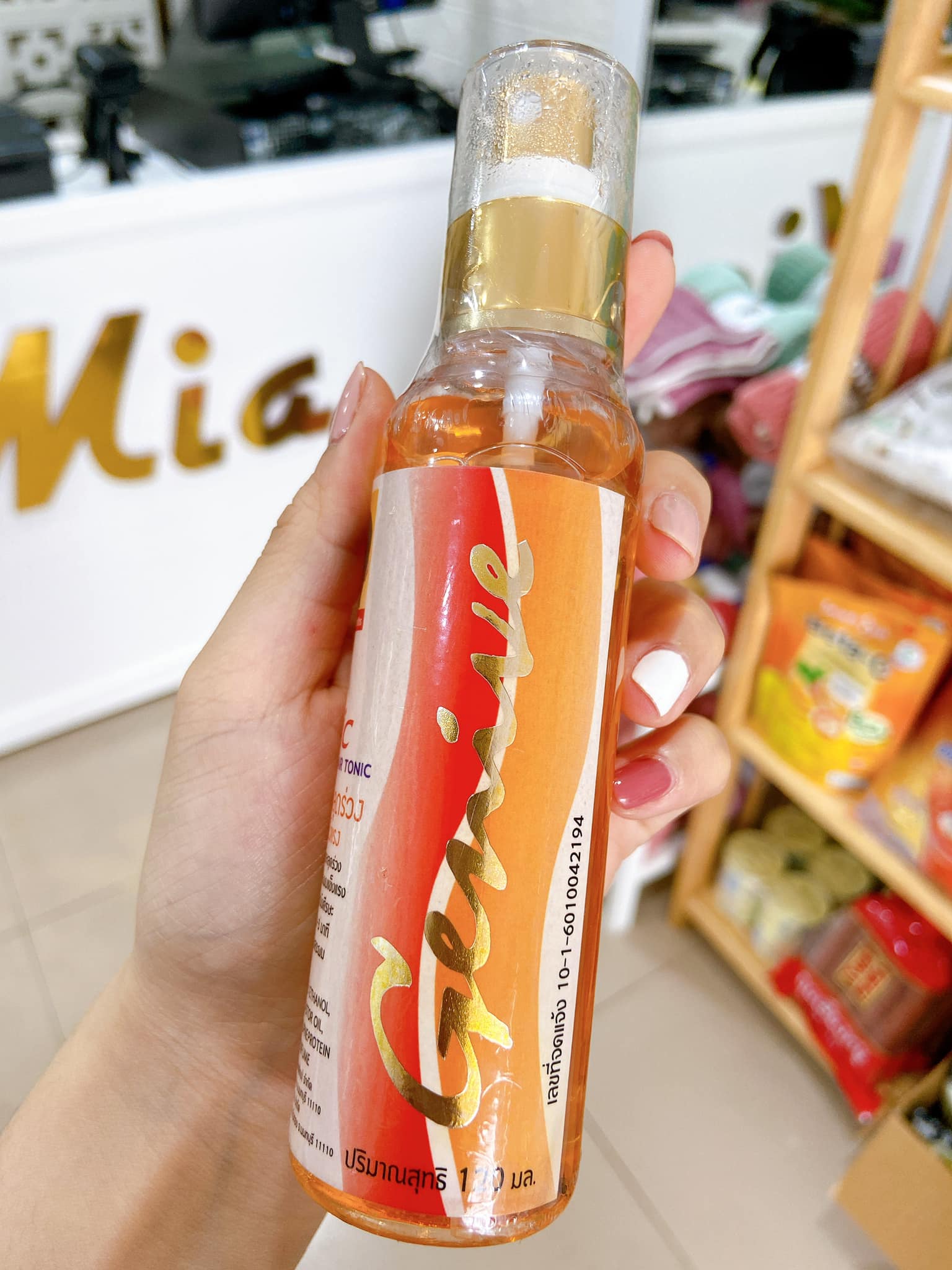 01 chai xịt mọc tóc dài , hói đầu genive hair tonic thái lan