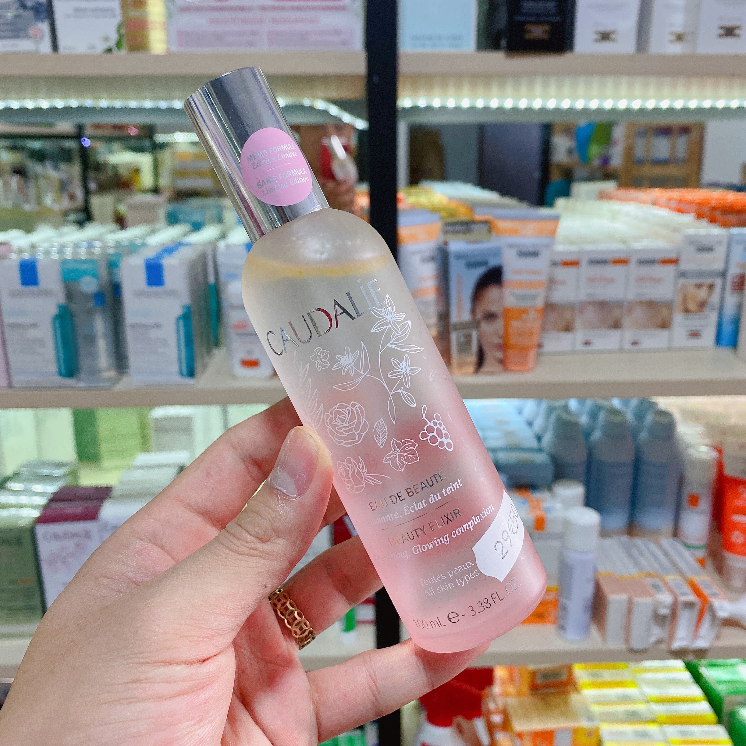 Xịt khoáng Dưỡng Da Caudalie Eau De Beaute Elixir 100ml