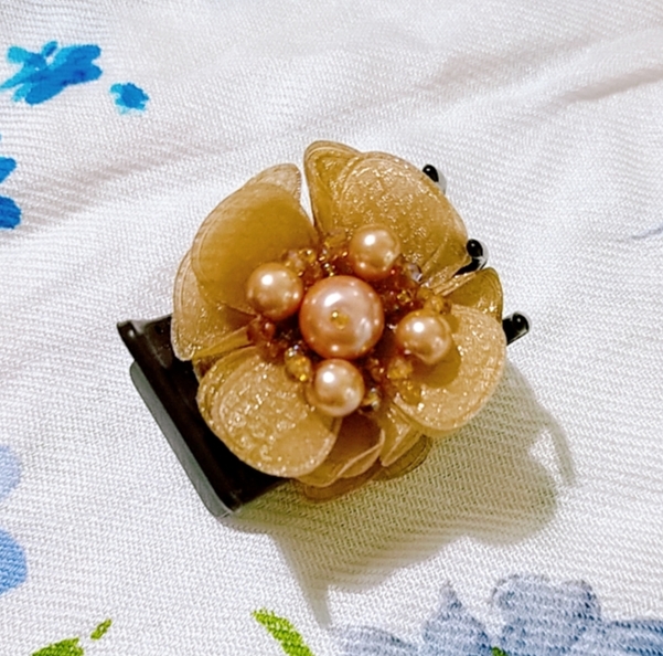 Kẹp càng cua 5 răng đính hoa 03