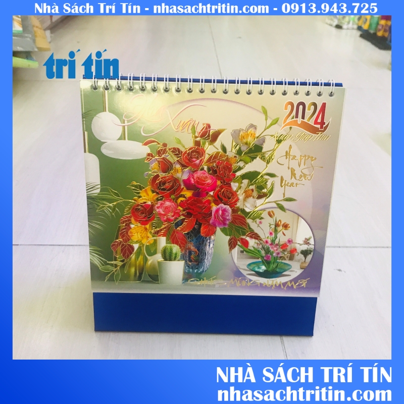 Lịch để bàn 2024 chữ A