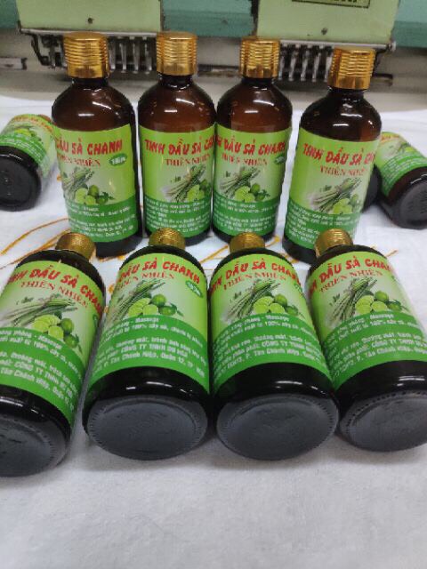 Tinh Dầu Sả Chanh Khử Mùi Và Thơm Mát 100ML