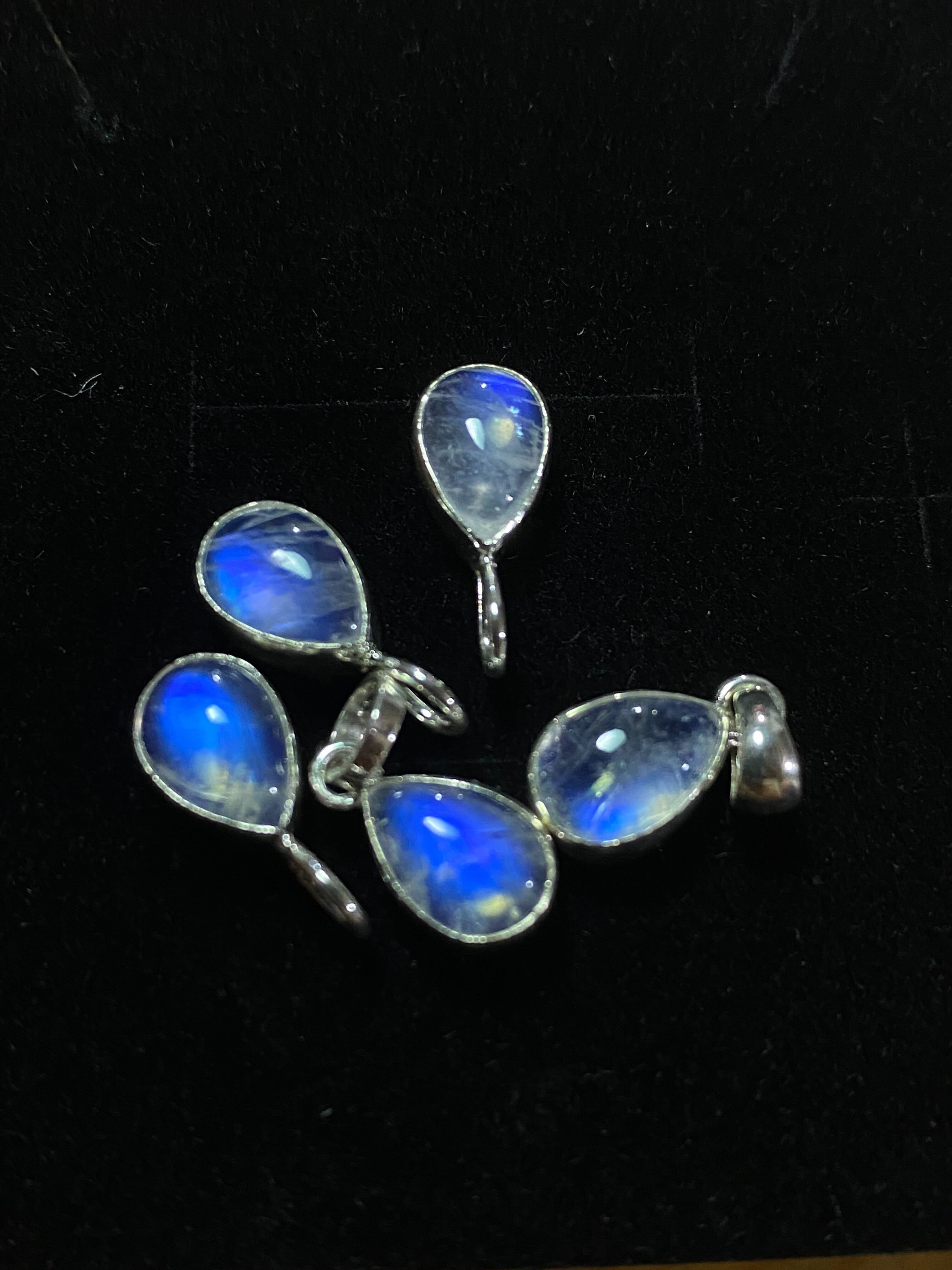 Dây chuyền bạc đá mặt trăng moonstone thiên nhiên