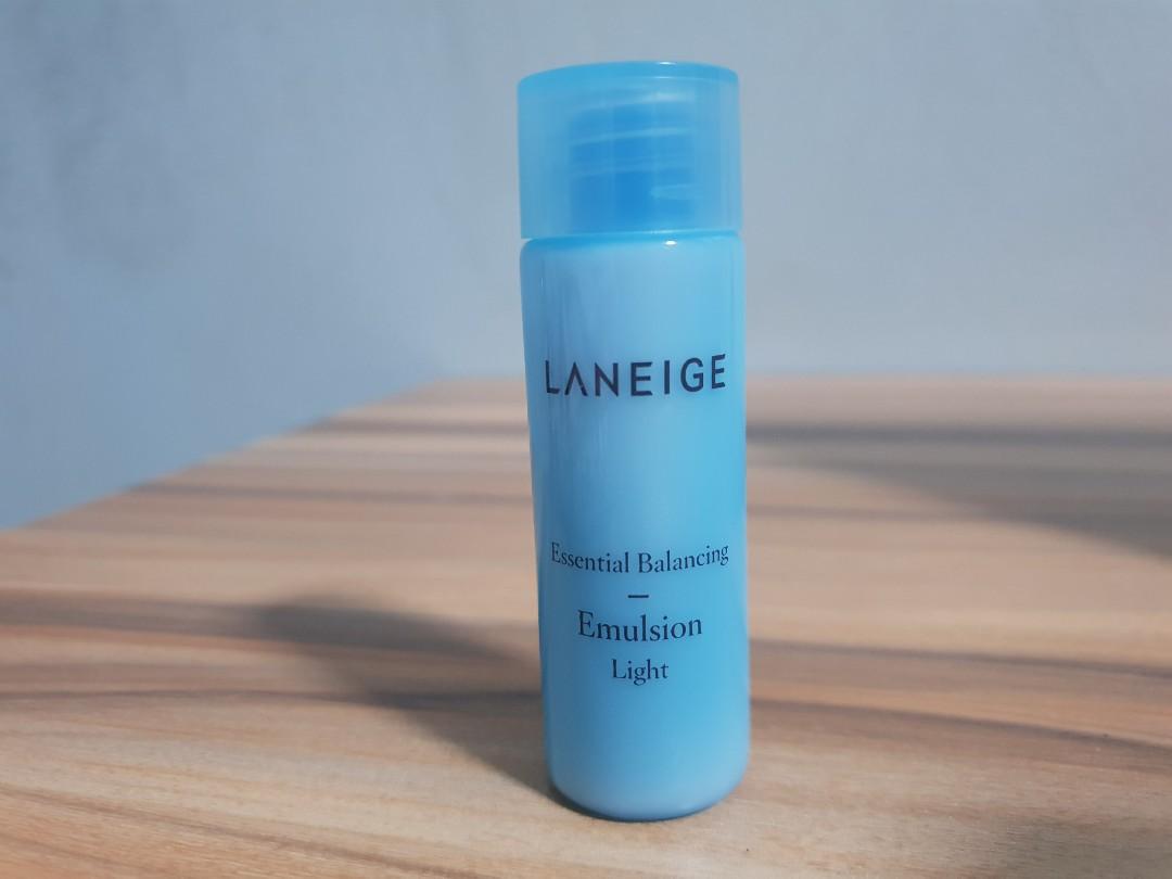 [HSD 23.12.2022] Sữa dưỡng ẩm Laneige Essential Balancing Emulsion Light 25ml