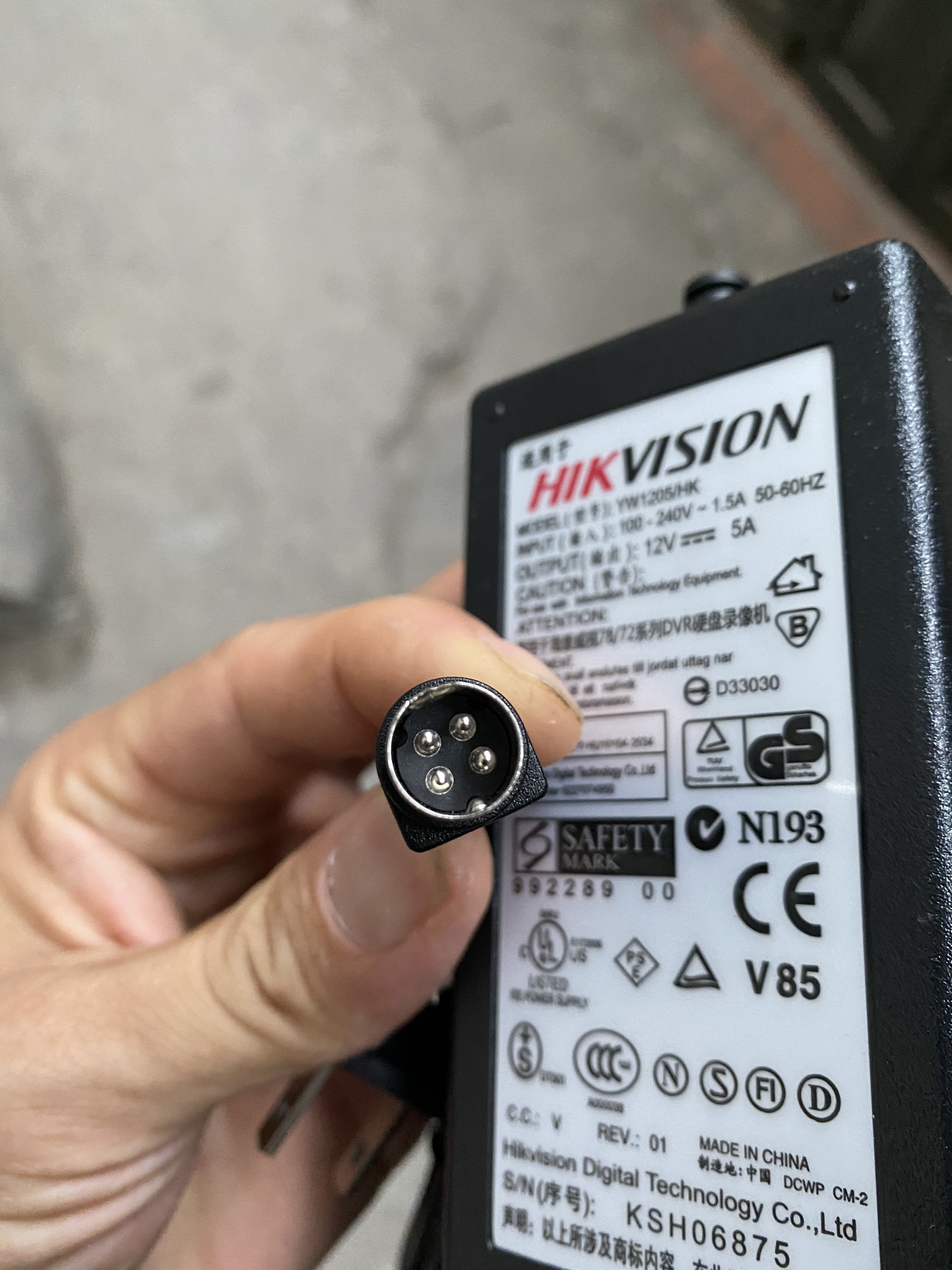 Nguồn đầu ghi camera Hikvision 12V 5A 4 chân