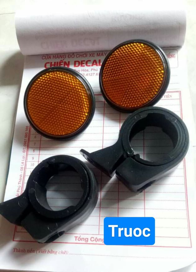 mắt mèo phản quang lắp nhiều dòng xe máy(giá 1 cặp )