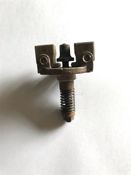 Cụm Điều Tốc Máy Nổ 8 R180