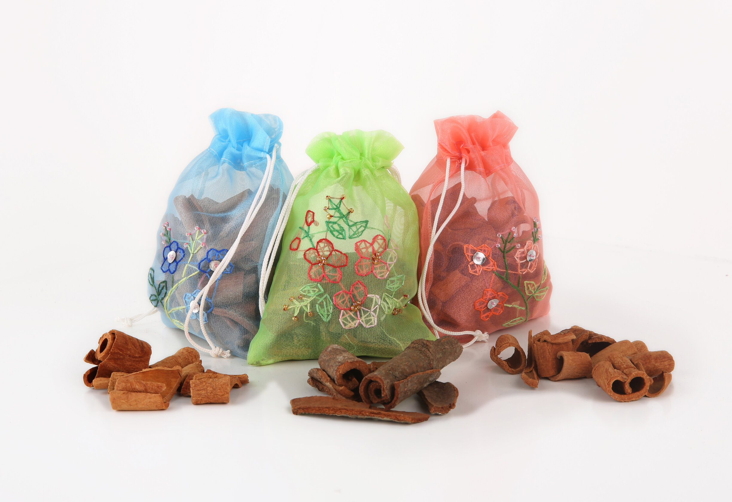 Túi Thơm Vỏ Quế Trà Bồng