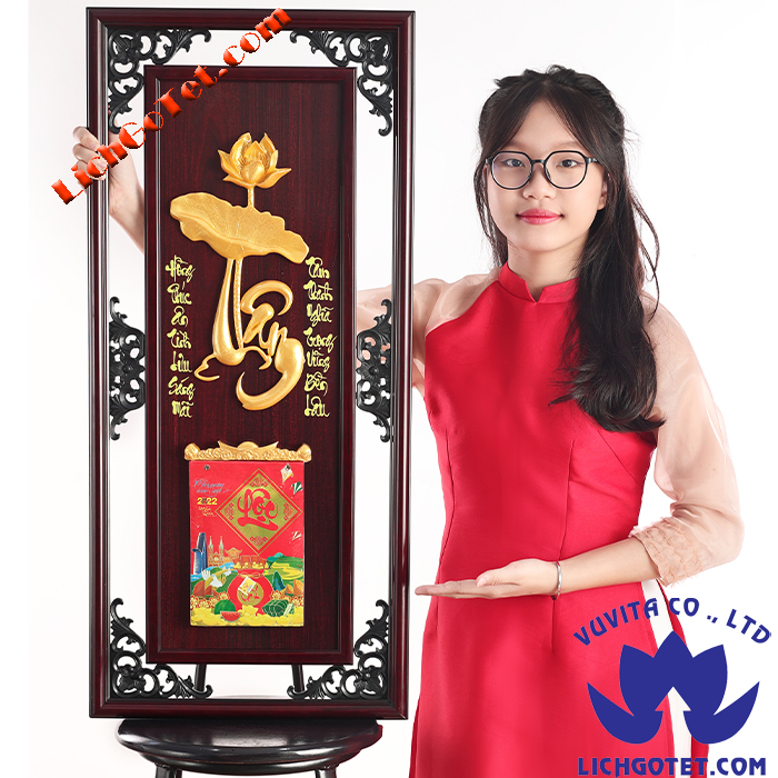 Lịch gỗ tết phù điêu chữ tâm