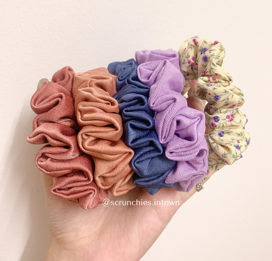 Scrunchies cột tóc size trung phù hợp tóc ngắn