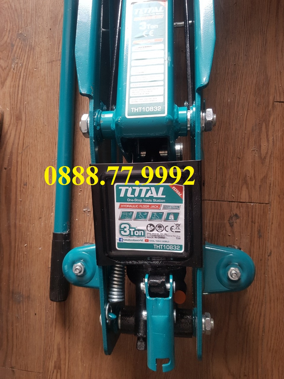 Đội cá sấu 3 tấn Total THT10832