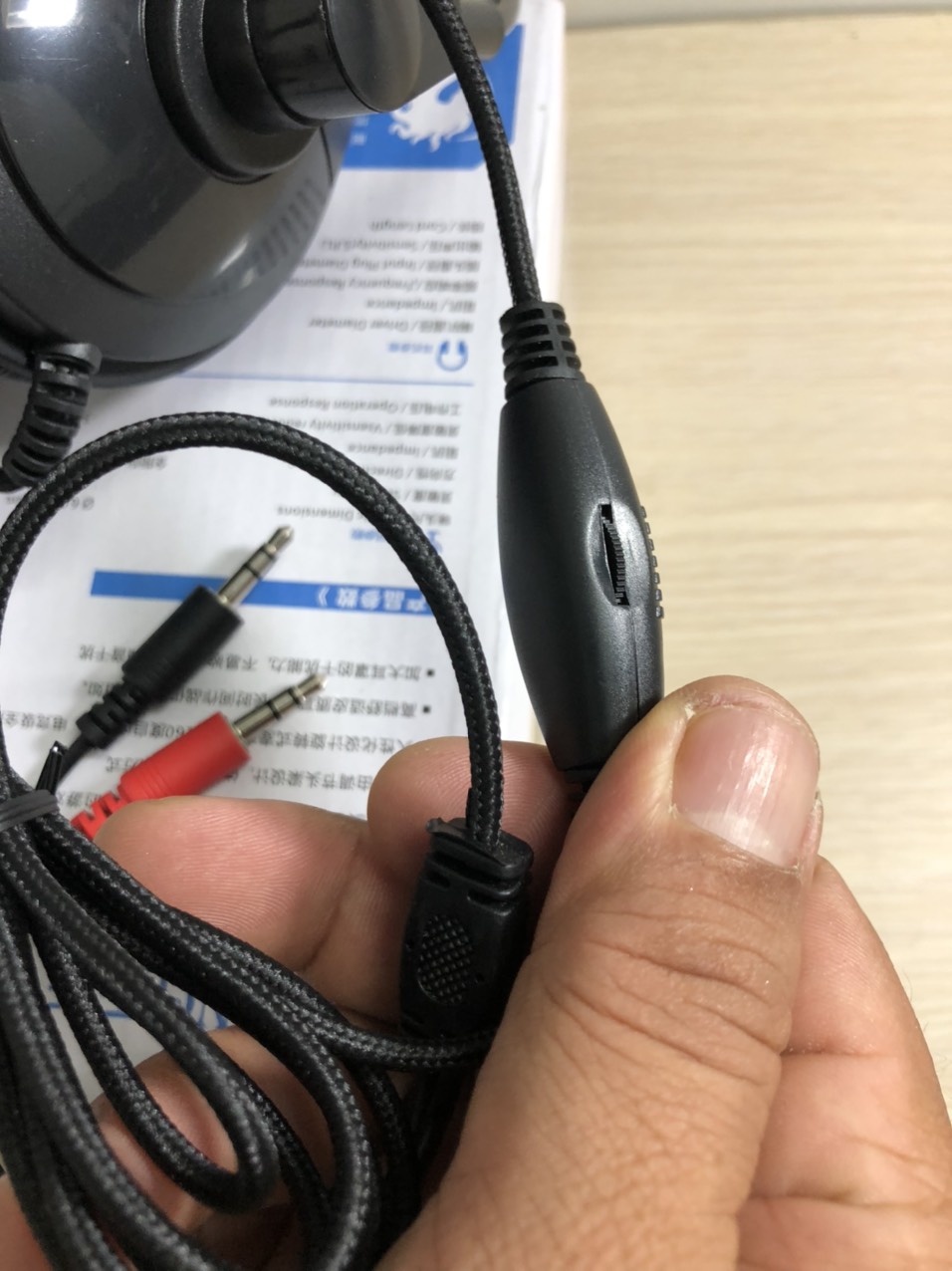 TAI NGHE LOTONG LH-850