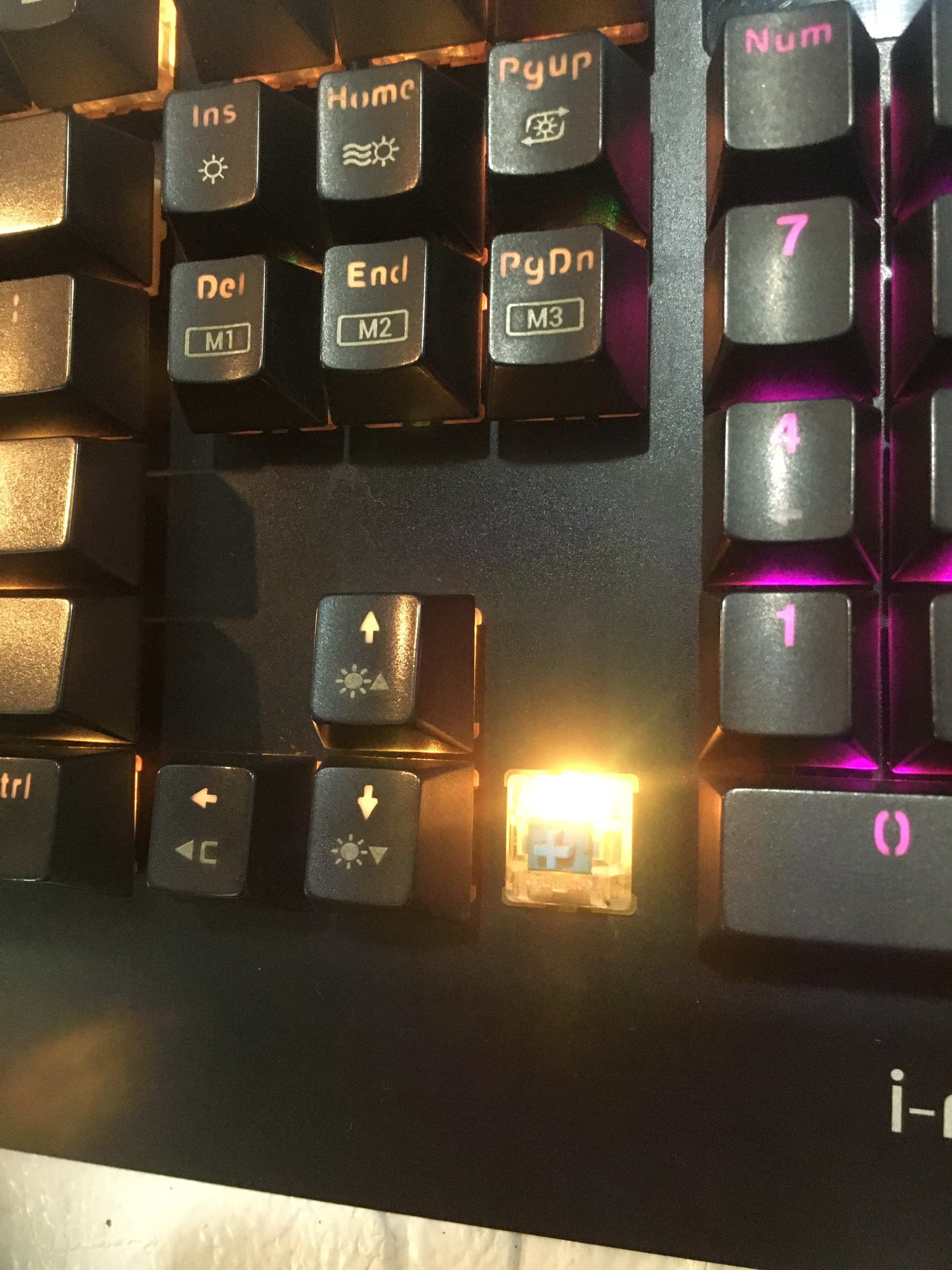 Bàn Phím Cơ I-Rocks K60M RGB Switch Cherry Red / Blue ( 2nd 95%)