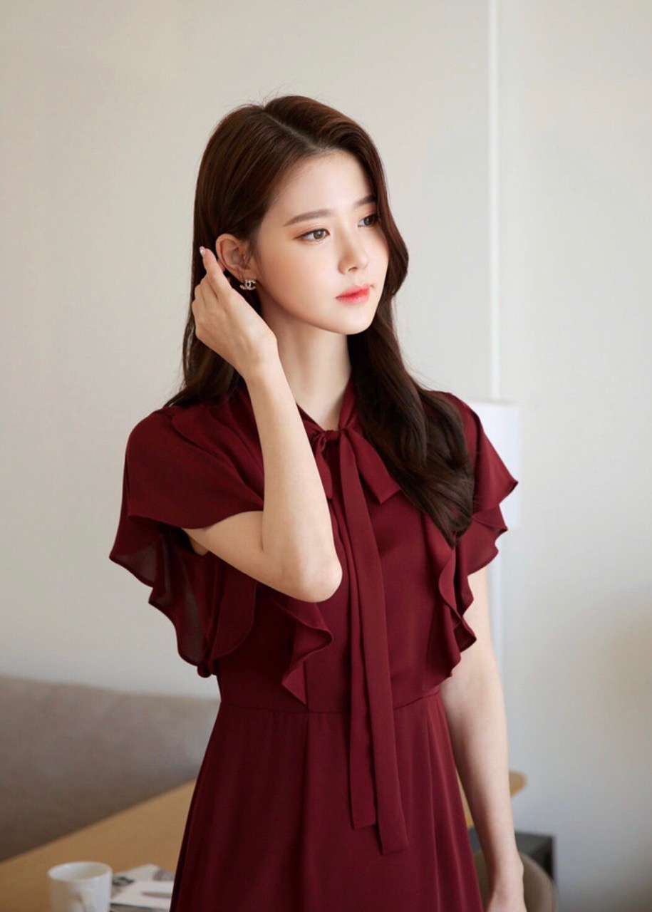 Đầm đỏ đô tay cánh tiên