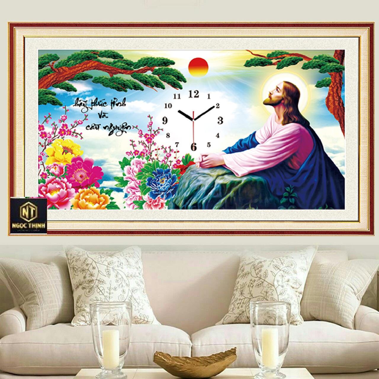 Tranh thêu chữ thập Gia đình chúa-Siêu thị tranh thêu