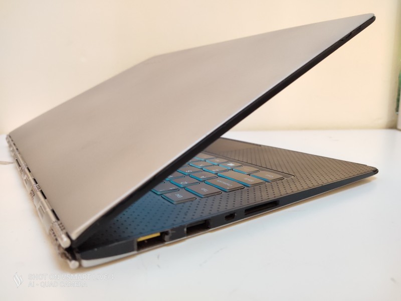 Bảng giá Laptop Lenovo Yoga 3 Pro-1370 M5 5Y70/4GB/120GB/Win10 Phong Vũ