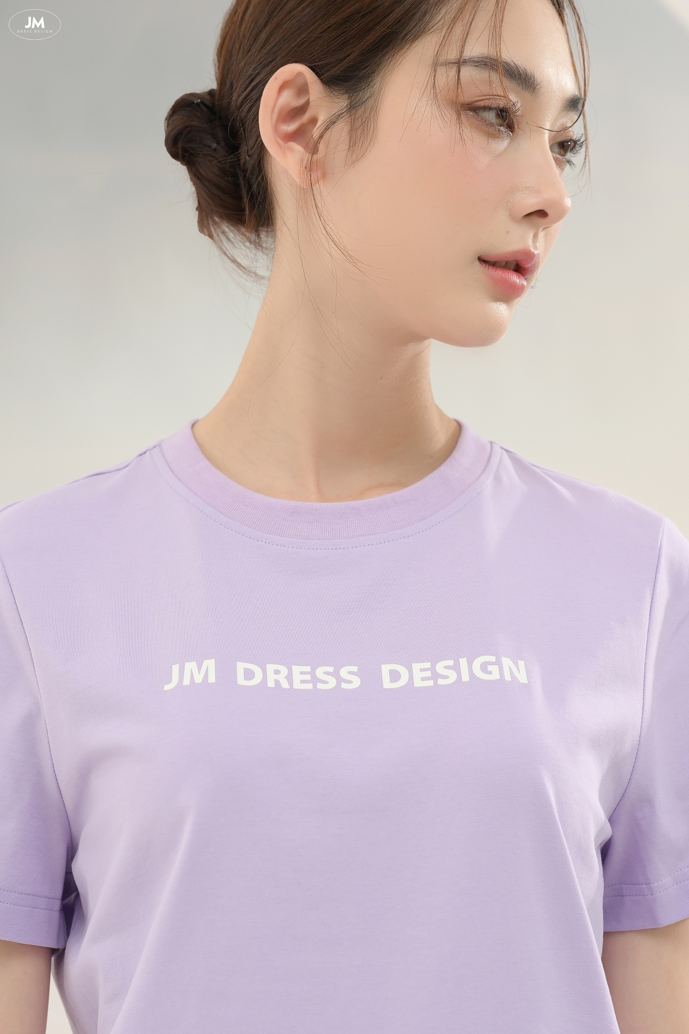 Áo phông in phom rộng JM Dress Design 2T42.2208CT