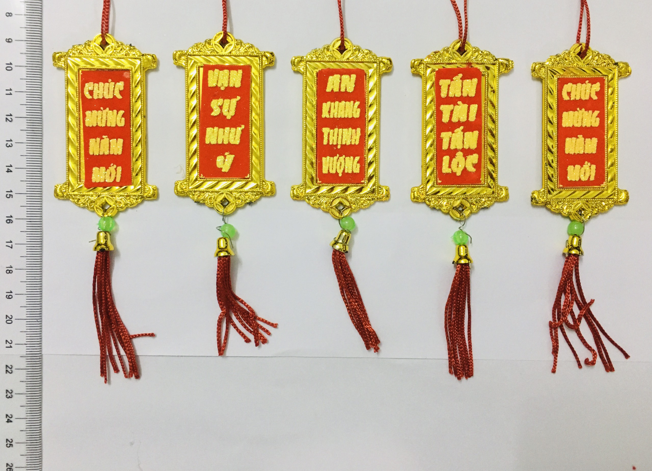 sỉ dây liễng trang trí tết vàng đại chữ việt in trên vải nhung A6