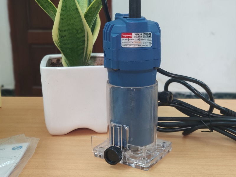 Máy soi mộng dongcheng dmp03-6