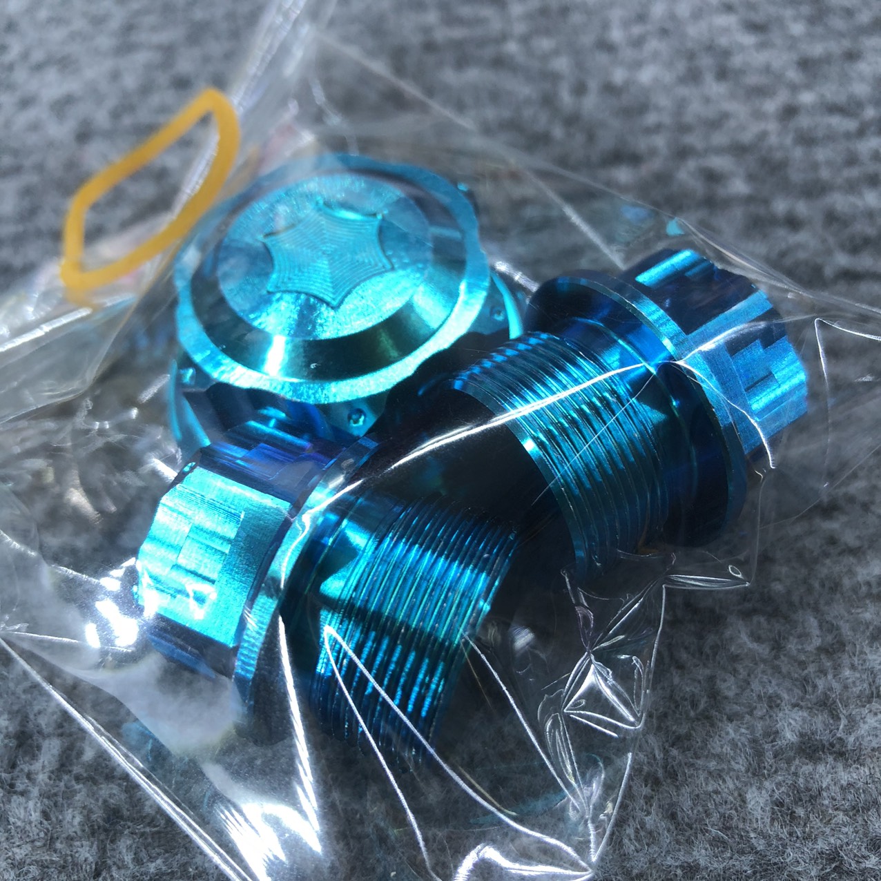 Combo Bộ Ốc Chản 3 Honda Sonic Titan Gr5