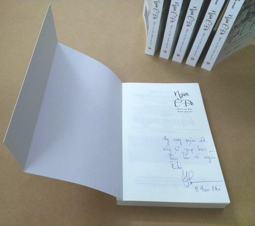 Sách - Người Ê Đê