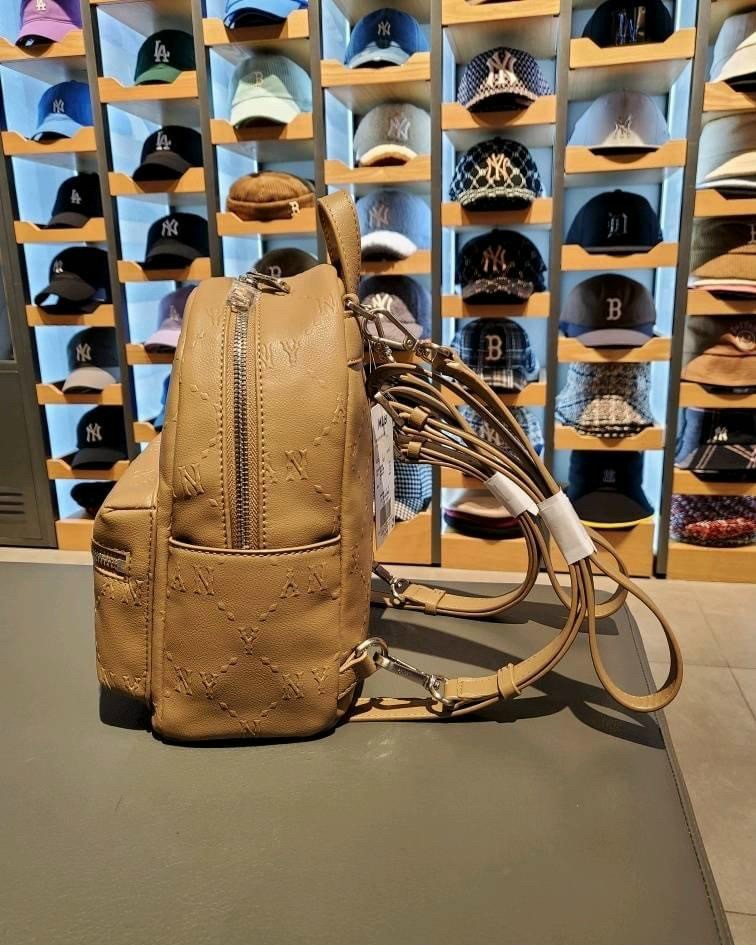 Balo nữ MLB size 19cm*10,5cm*24cm