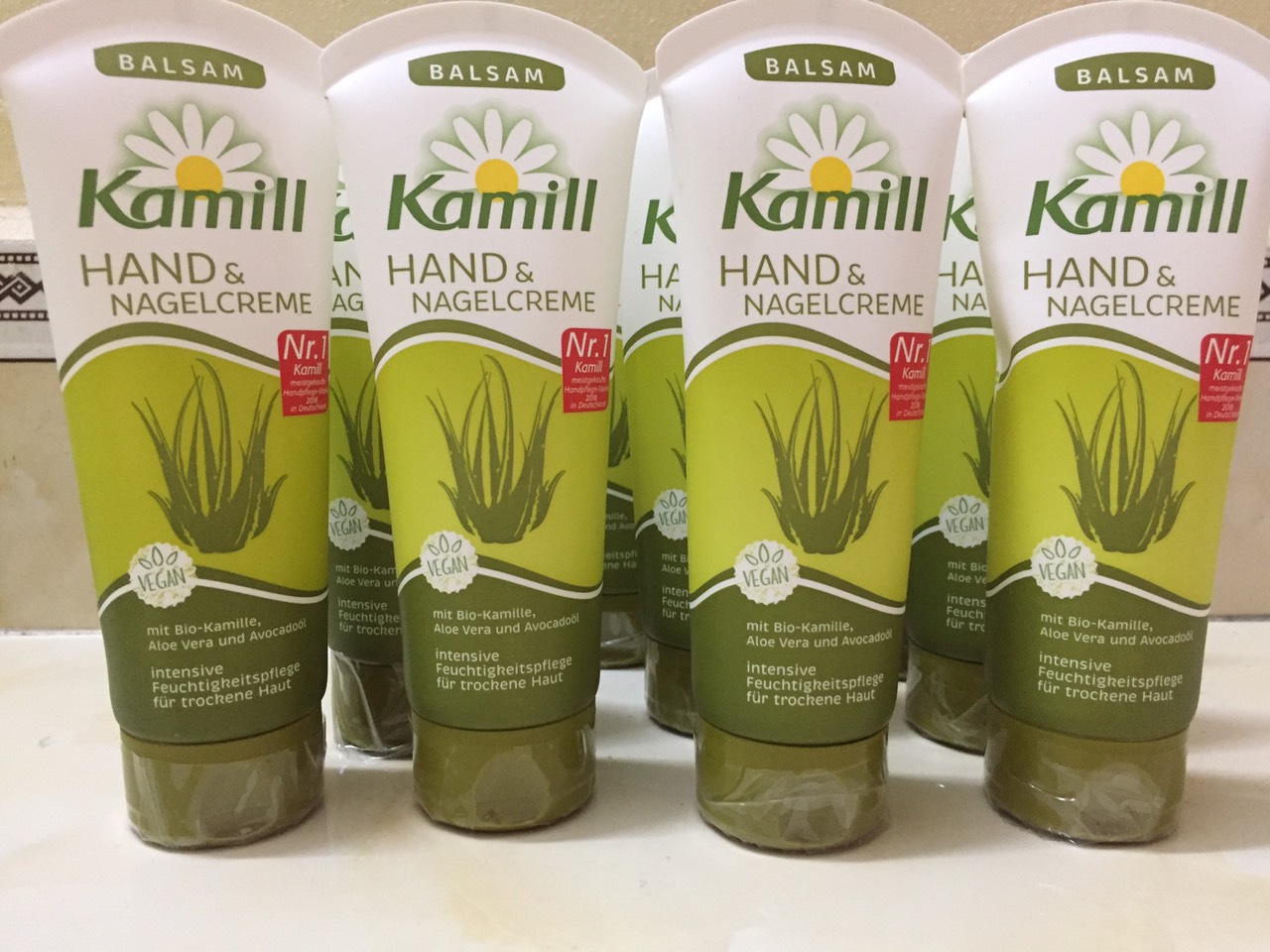 Kem dưỡng tay Kamill lô hội Đức