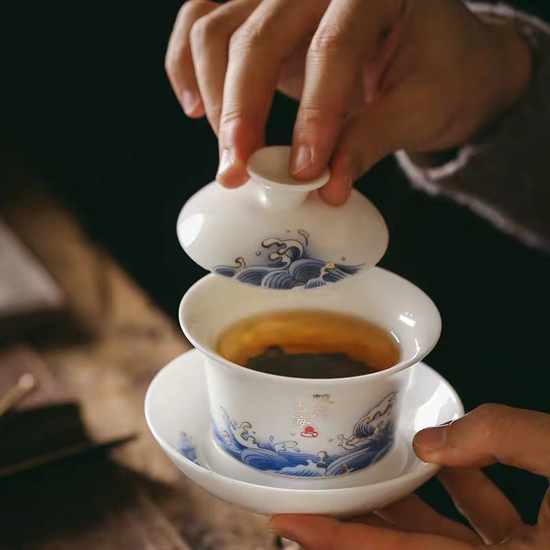 chén trà sứ đức cảnh