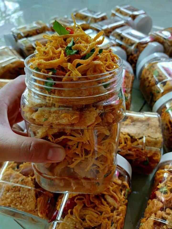 1kg cơm chiên nước mắm lắc khô gà