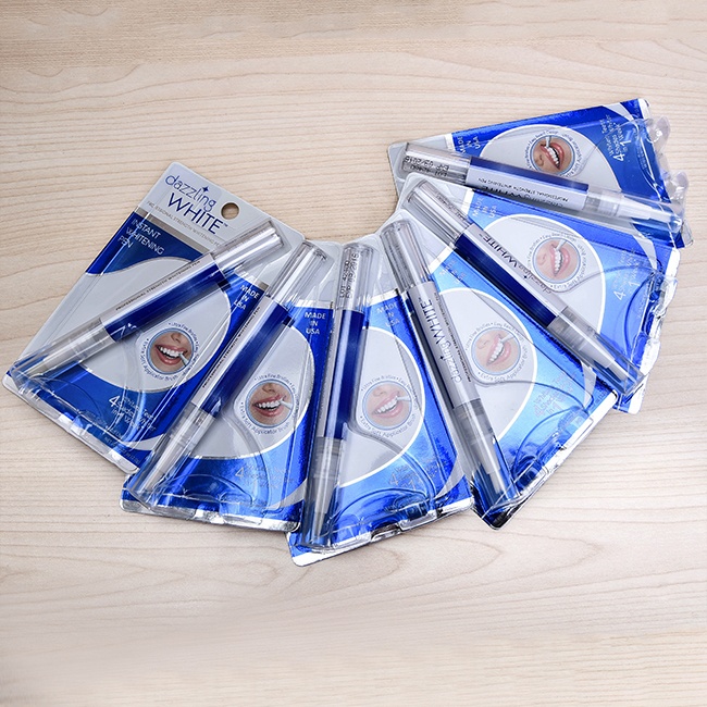 Bút tẩy Trắng Răng Dazzling White của Mỹ