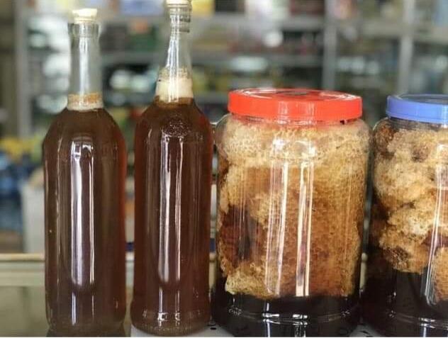 1 lít Mật ong hoa rừng hảo hạng