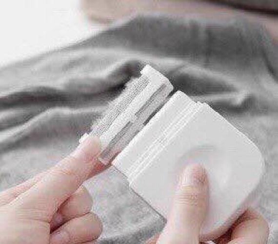 Máy cắt lông xù quần áo mini