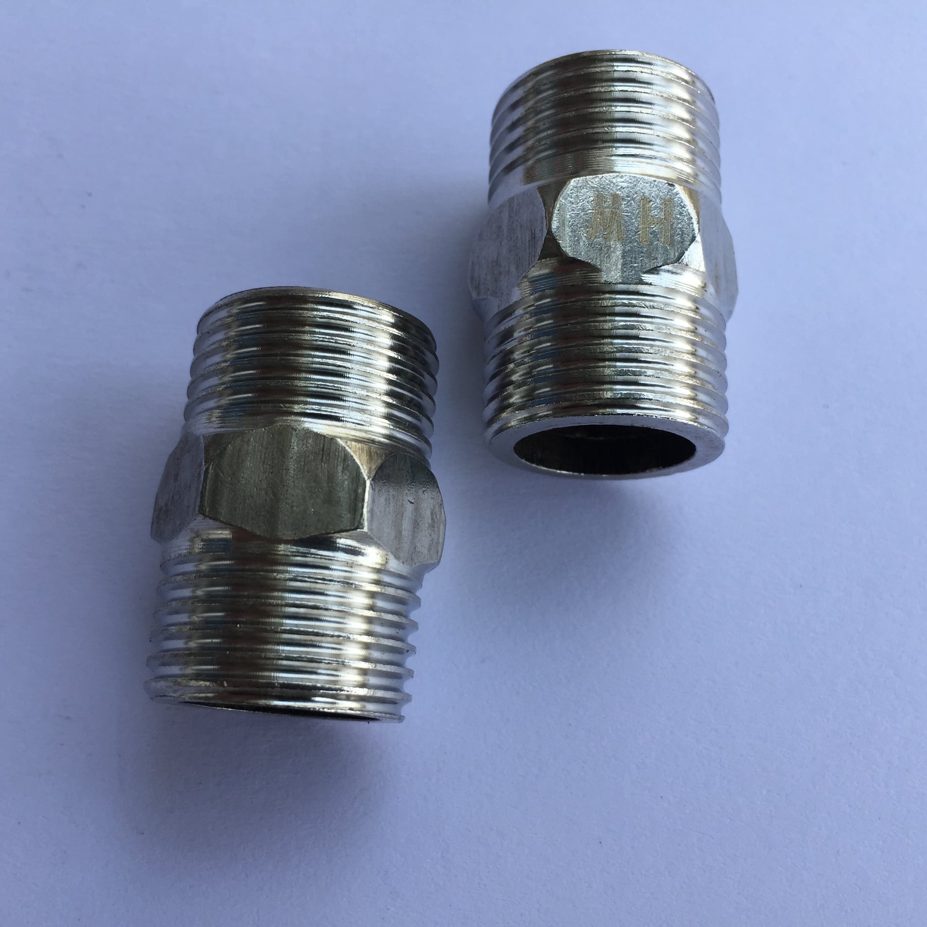 2 chiếc kép inox 304 ren ngoài 21mm