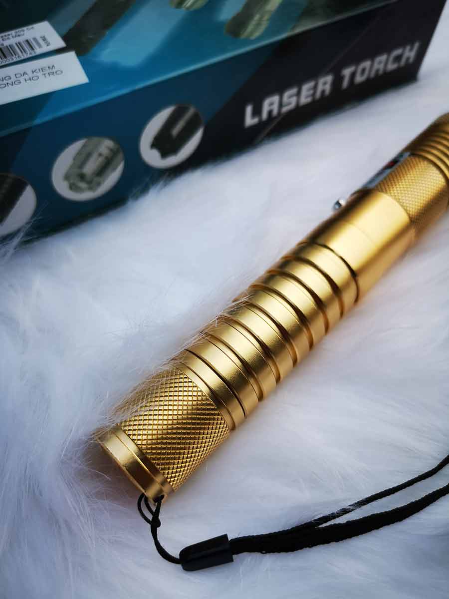 [HCM]Bút laser 2 Tia Xanh Lá Và Đỏ Trong 1 Cao Cấp Chinh Hãng giá rẻ