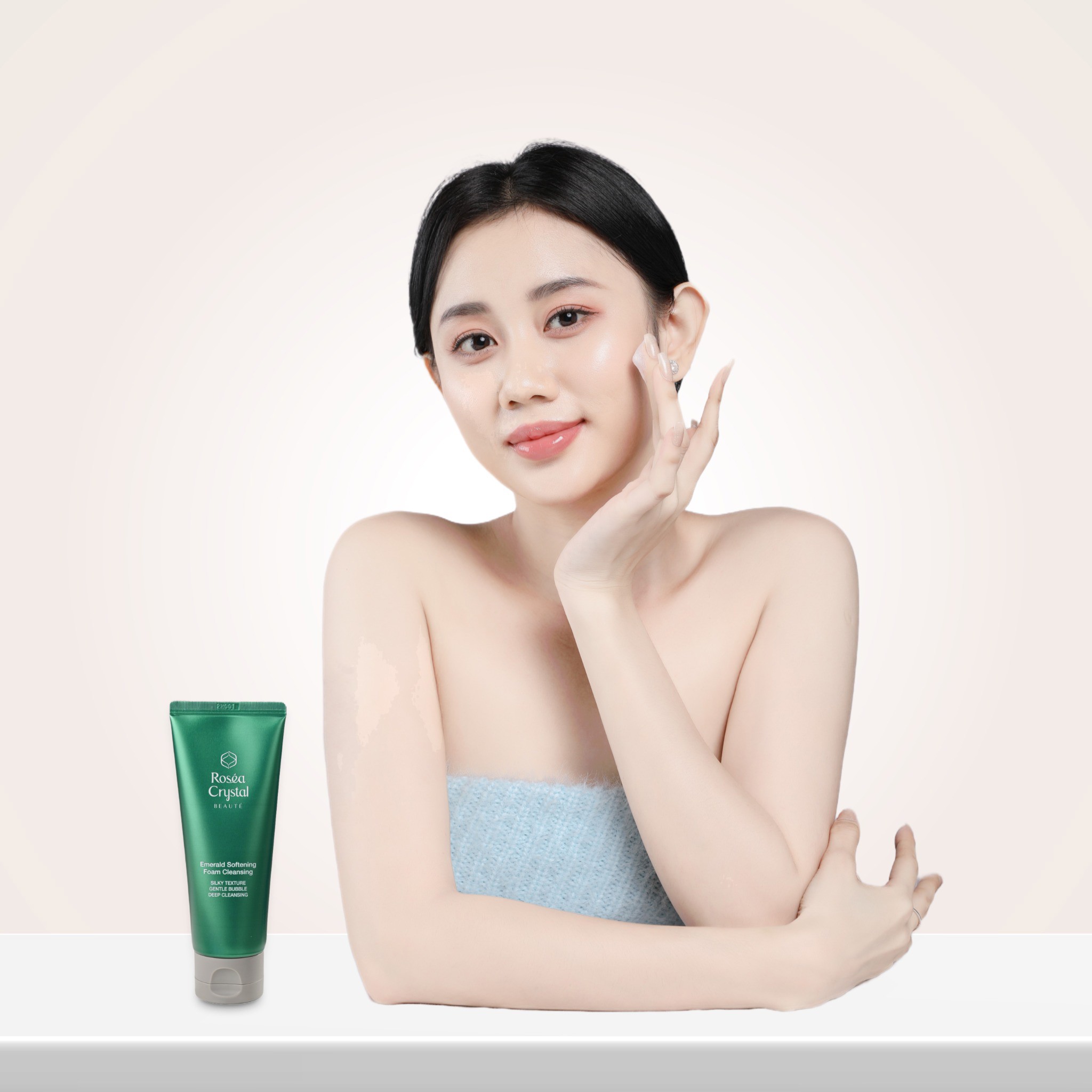 Emerald Softening Foam Cleansing - Sữa rửa mặt làm mềm da
