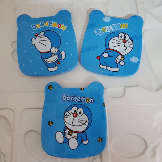 set gương và lược Doraemon