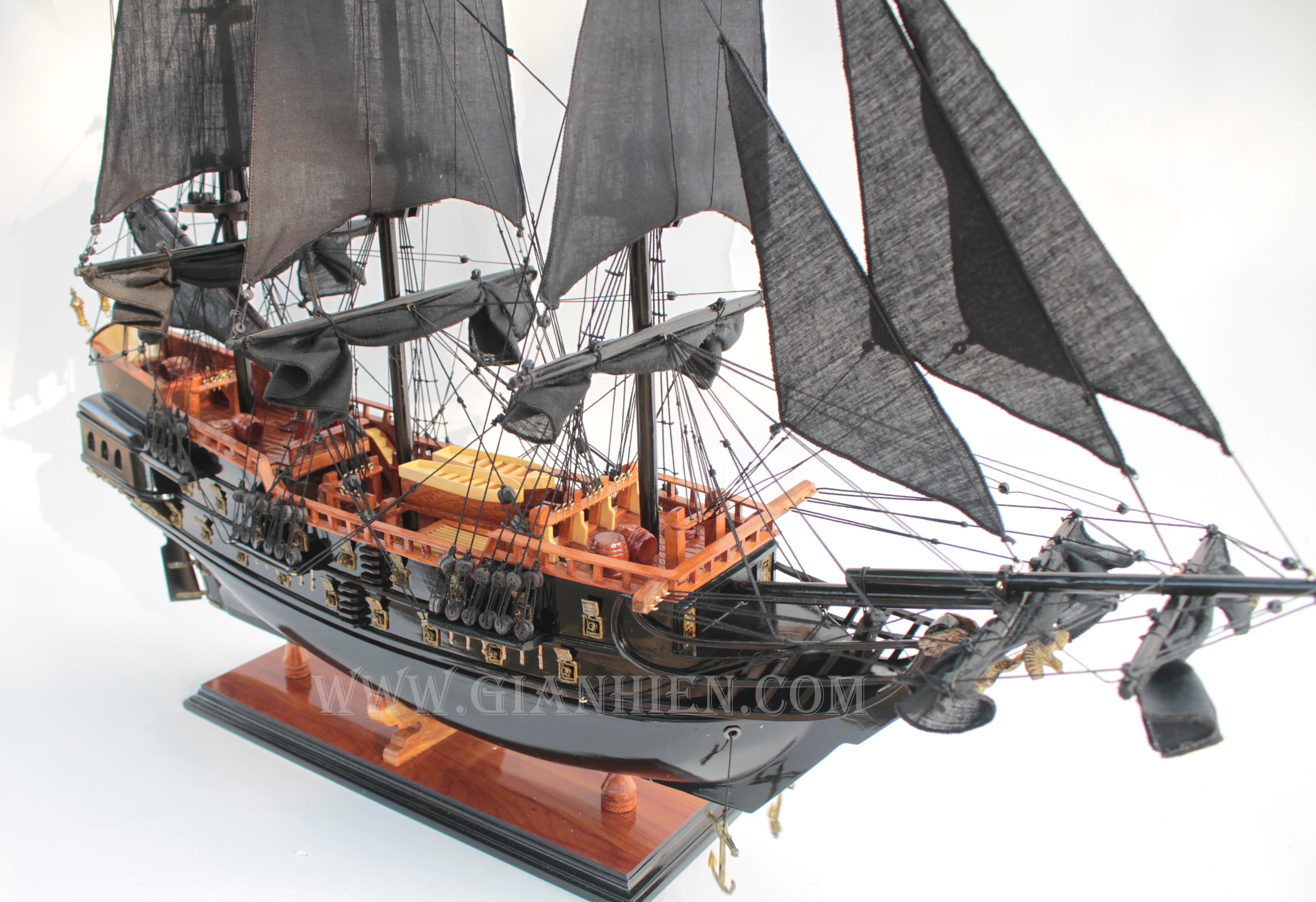 [HCM]Mô hình Thuyền Cổ BLACK PEARL (RED WOOD DECK) (Giá xưởng)