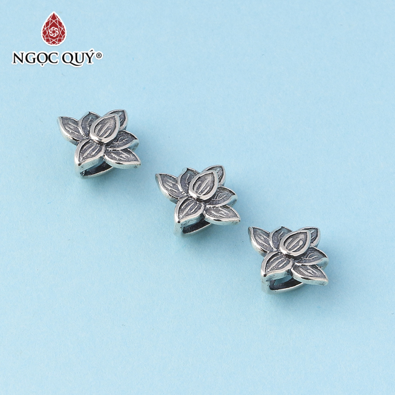 [HCM]Charm bạc hình hoa sen - Ngọc Qúy Gemstones