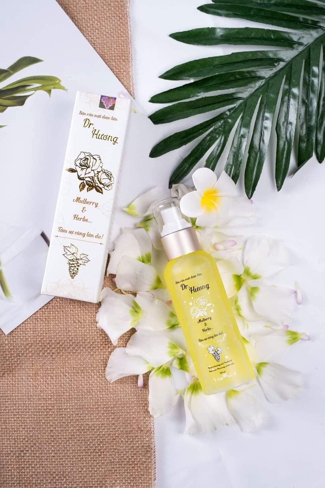 [New] Sữa rửa mặt Dr Hương Thanh Mộc Hương 120ml