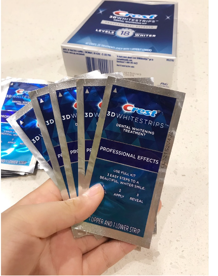 Miếng dán trắng răng Crest 3D Whitestrips Professional Effects & Supreme Bright Boost